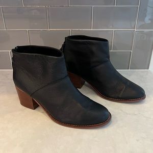 TOMS Carpe Diem Black Ankle Boots Size 9